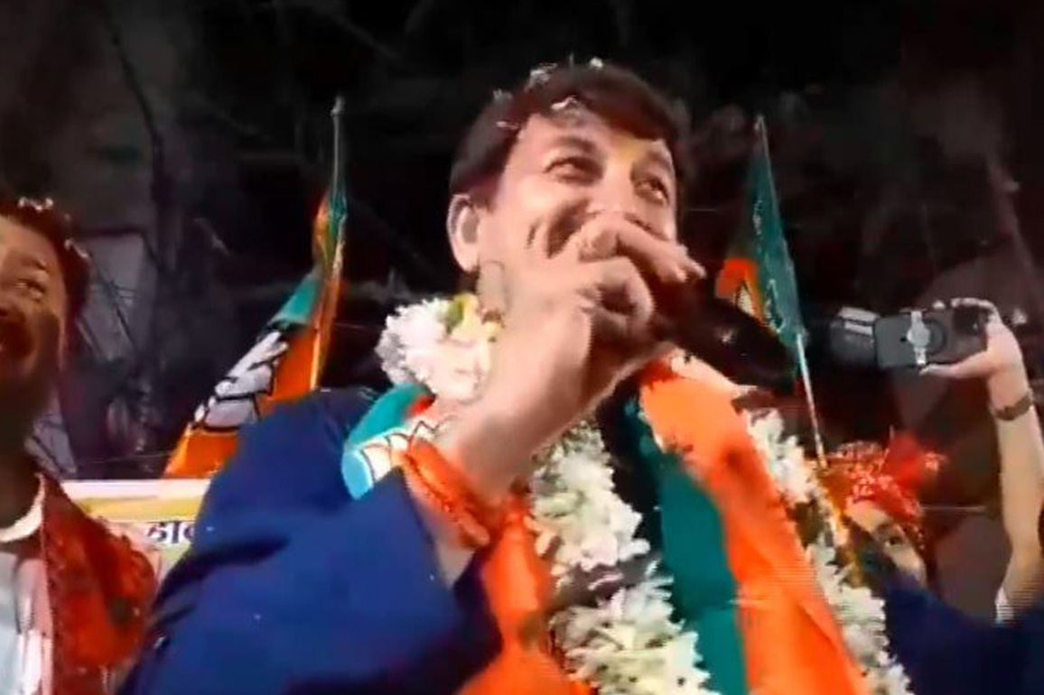 BJP leader Manoj Tiwari campaigns in Howrah ahead of West Bengal Assembly polls