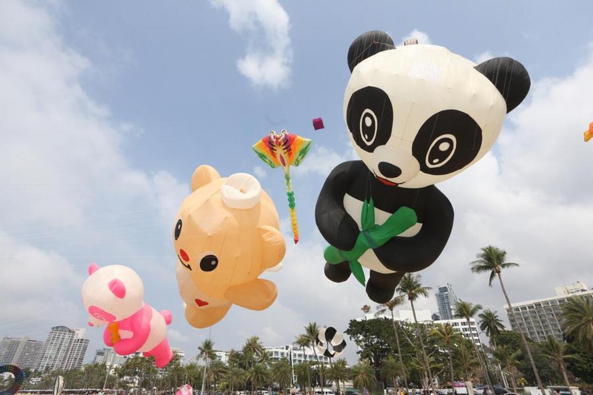 Asia Album: Kite festival in Thailand's beach resort Pattaya