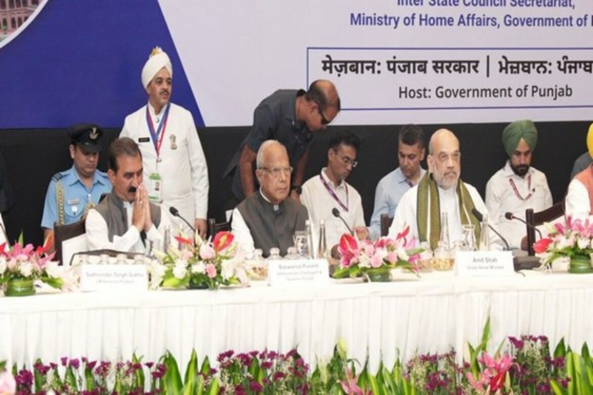 Himachal CM seeks amendment in norms for relief packages in hilly states