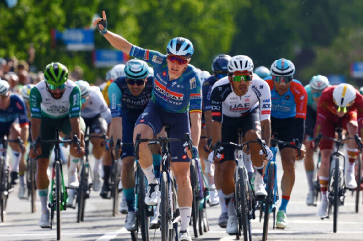 UAE Team Emirates-XRG on podium in opening stage of Tour de Hongrie
