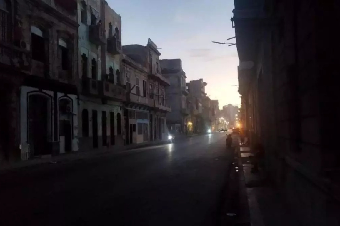 Cuba- Blackouts Are From 25% Drop in Electricity Production - Havana Times