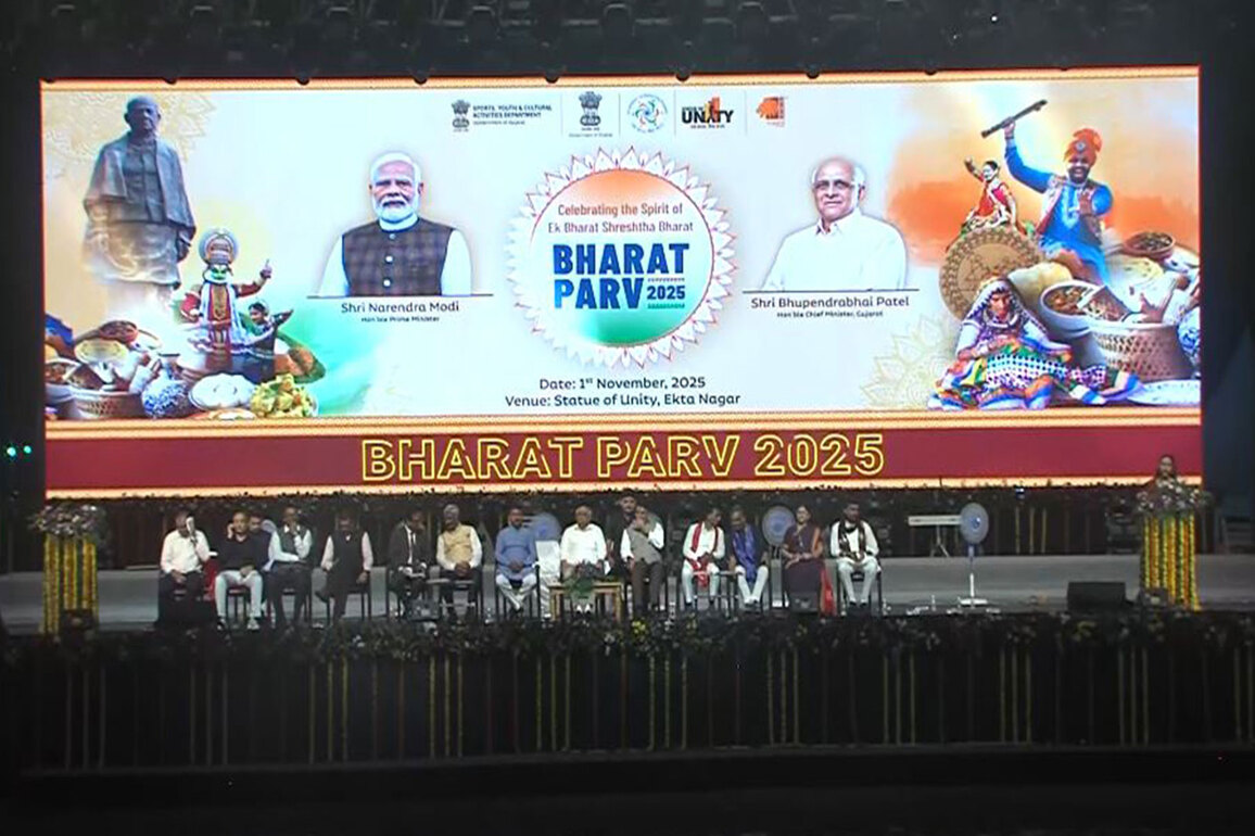 Bharat Parv 2025: Young artist showcases India's storytelling heritage through Cheriyal paintings