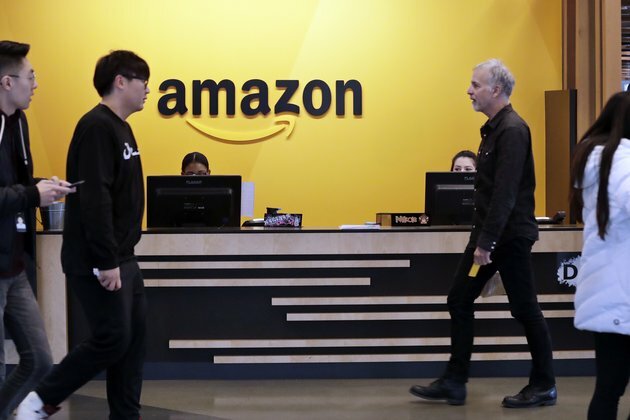 Amazon Says Trump&#039;s &#039;Improper Pressure&#039; Doomed Pentagon Bid