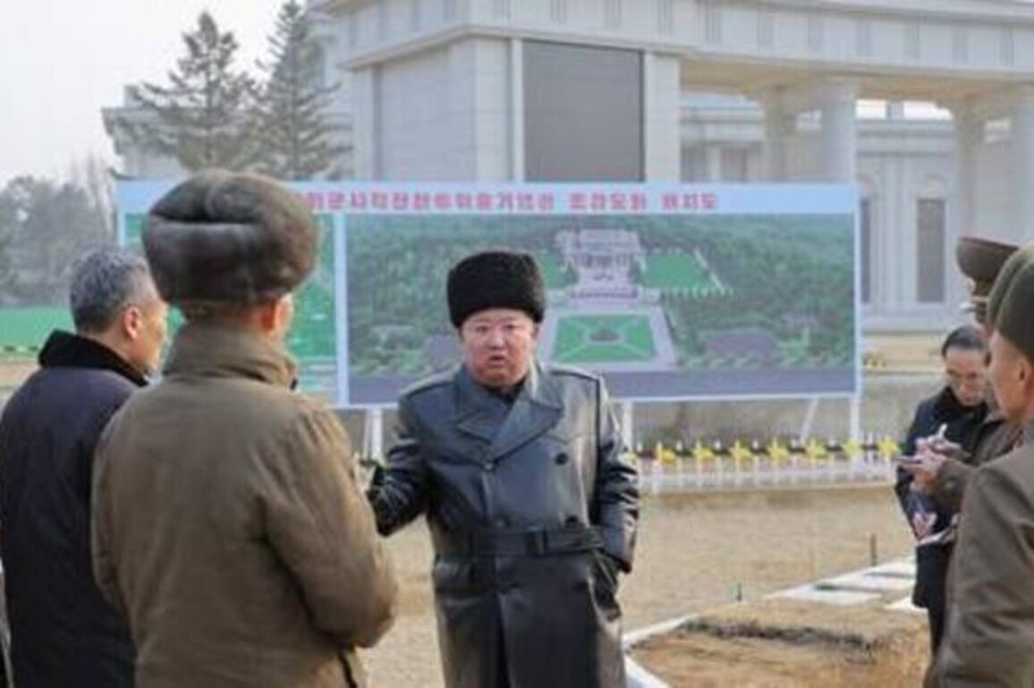 Kim inspects memorial to heroes who died in Kursk liberation (PHOTOS)