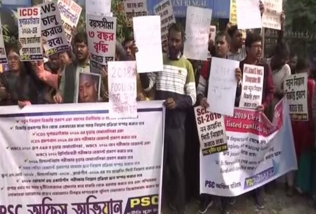 Kolkata forum stages protest, demands pending govt exams be held Kolkata