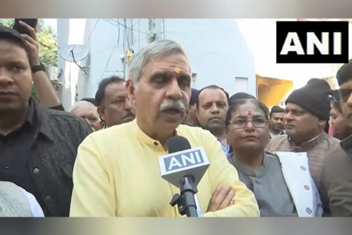 "Appropriate criminal case should be instituted": Sandeep Dikshit seeks action against Kejriwal's "poisoned water" remark