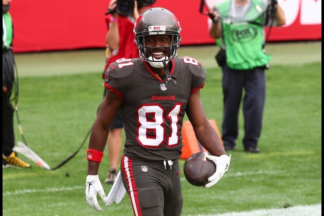 Bucs WR Antonio Brown on first Super Bowl injury report