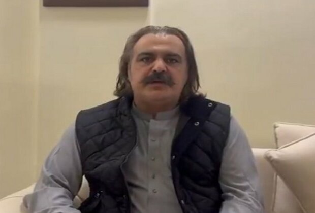 PTI convoys led by Gandapur, Omar Ayub clash with police, face teargas shelling in Punjab