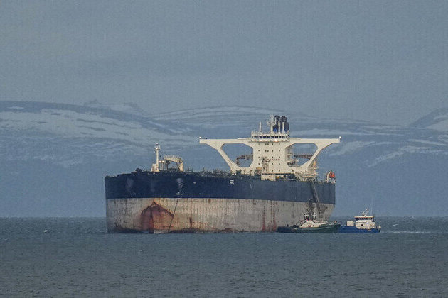 US releases Russian sailors  Moscow