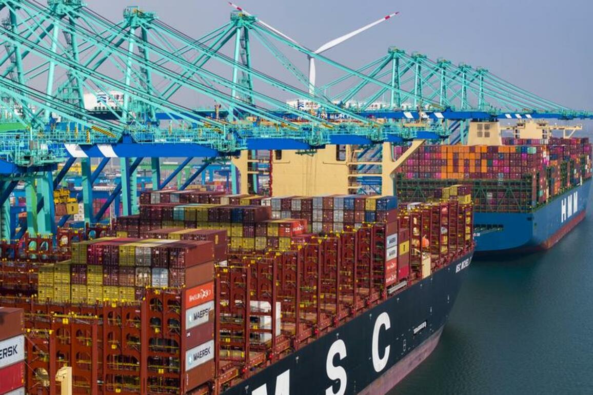 Chinese seaport cities see soaring port economy output in 2024
