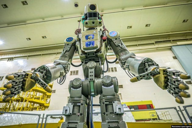 Russian Capsule Carrying Robot Fails To Link Up WIth ISS