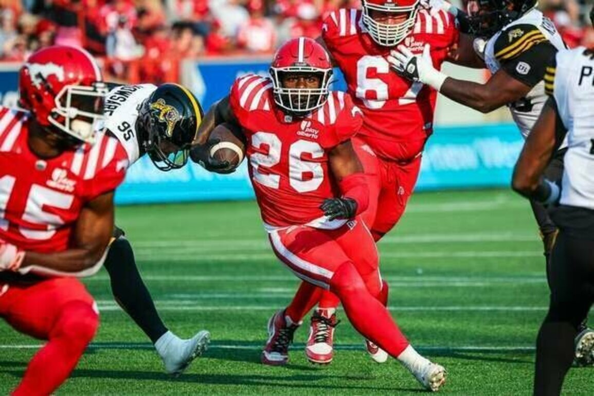 Stampeders face rival Elks vying for crucial playoff seed boost