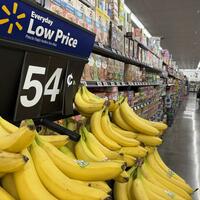 Xinhua Commentary: Why China-U.S. "trade imbalance" is a myth