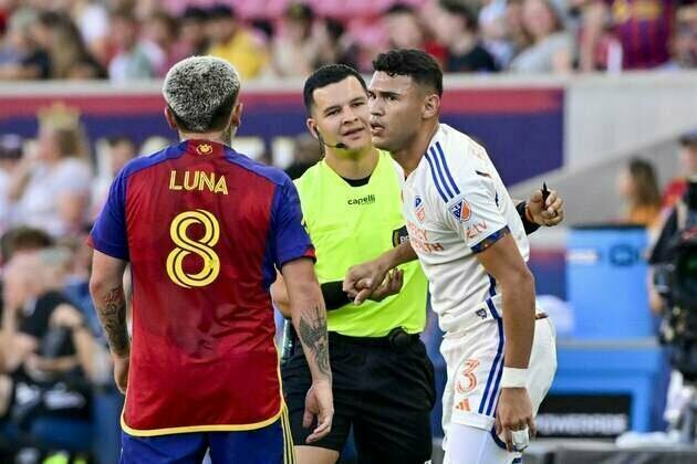 FC Cincinnati scores late to top Real Salt Lake, maintain top spot in East