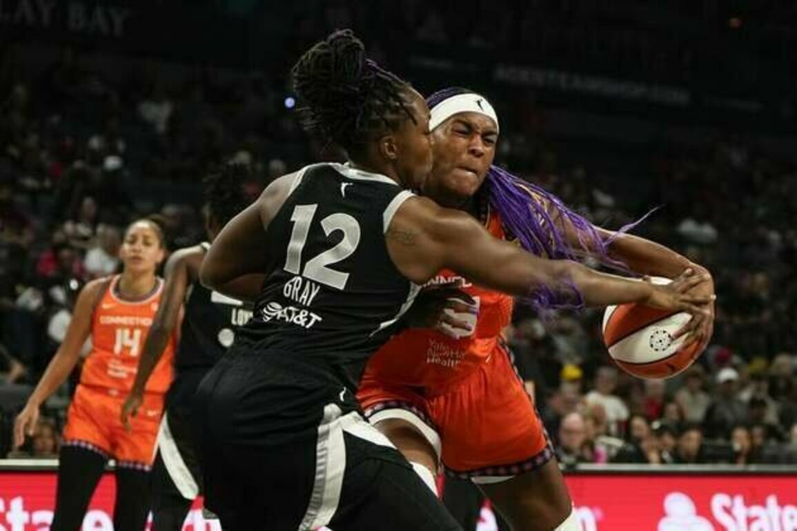 A'ja Wilson comes up big for streaking Aces against Sun