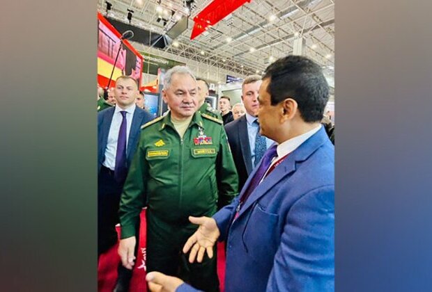 Russia: Sergei Shoigu, Denis Manturov interact with BrahMos Aerospace officials at Army 2023 defence exhibition