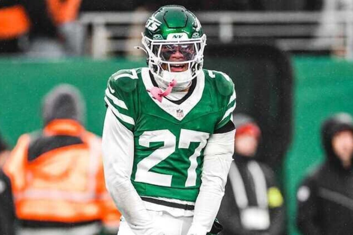 Rookie S Malachi Moore Experiencing a Growth Spurt in Jets Secondary