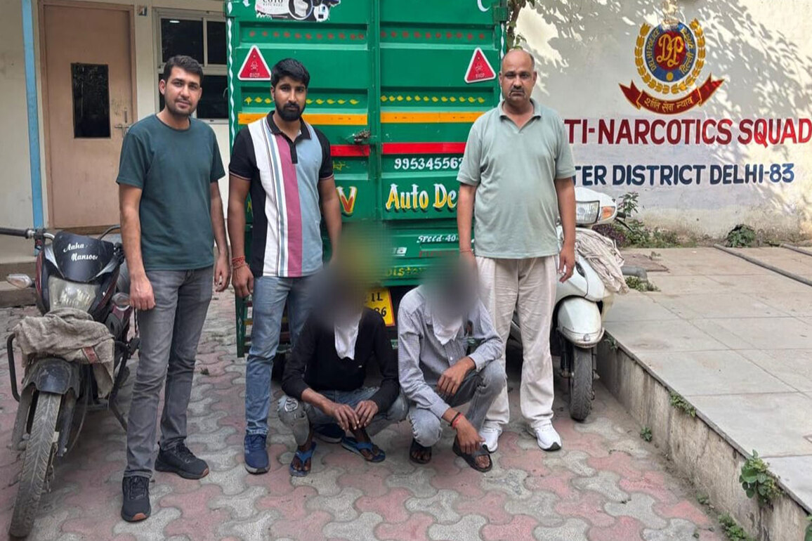 Delhi's Anti-Narcotics Squad busts milk theft gang; Two arrested