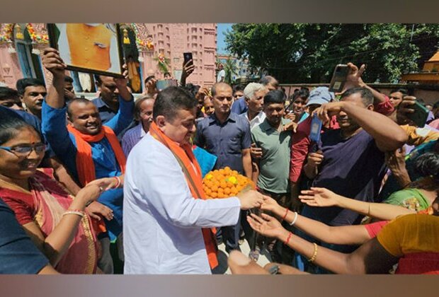 Suvendu Adhikari offers prayer at Nandigram's Jankinath temple f…