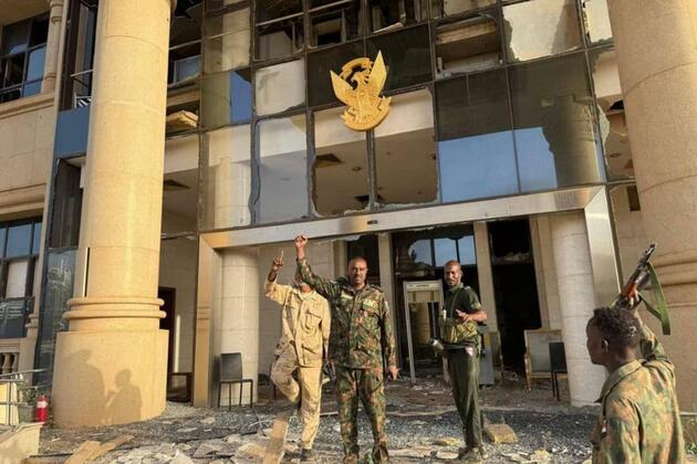 Sudanese army retakes presidential palace in key victory over paramilitary forces