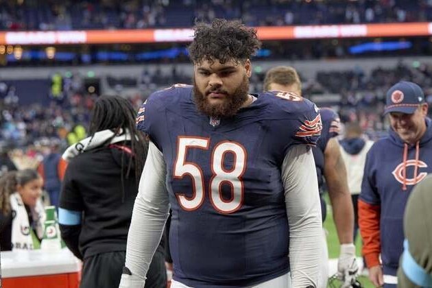 Bears RT Darnell Wright (illness) questionable vs. 49ers