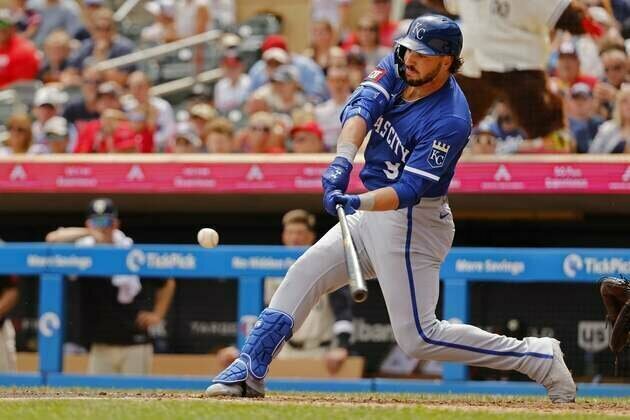 Royals move on from 'tough loss,' welcome Nationals