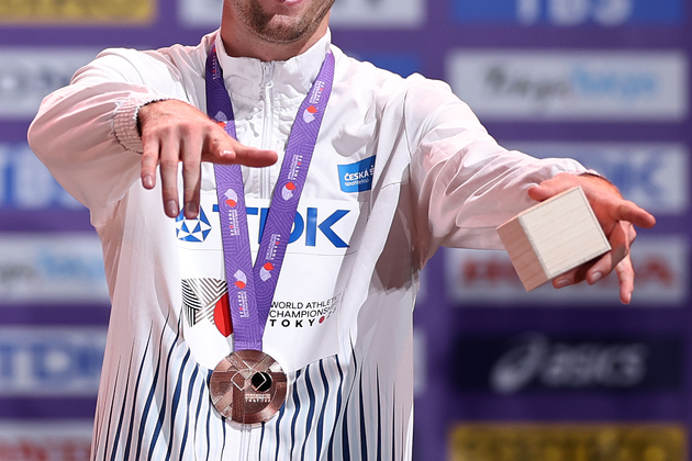 (SP)JAPAN-TOKYO-ATHLETICS-WORLD ATHLETICS CHAMPIONSHIPS-MEN'S HIGH JUMP-AWARDING CEREMONY