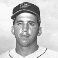 LOVERRO- Intelligence, confidence, guts made Davey Johnson irreplaceable