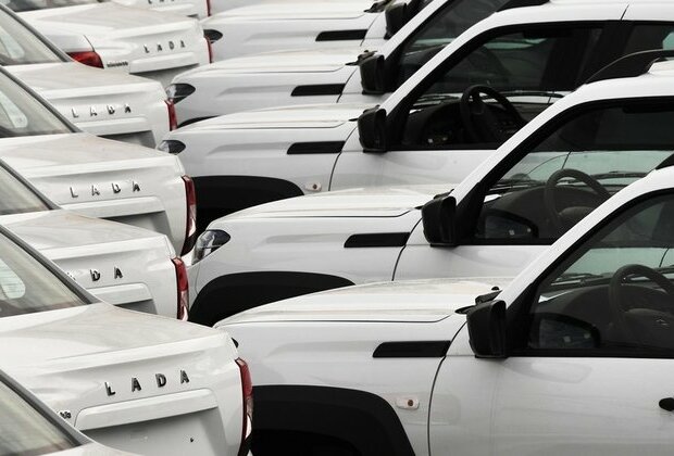 New car sales soar in Russia data