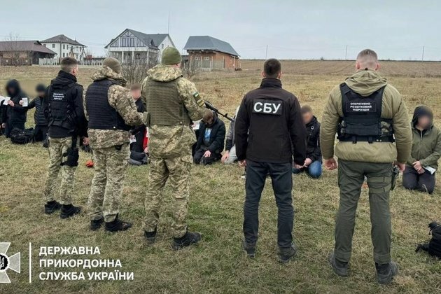 Dozens of Ukrainian draft dodgers brutally beaten on detention