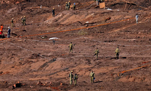 Bombeiros fazem busca por vítimas da barragem da Vale em Brumadinho