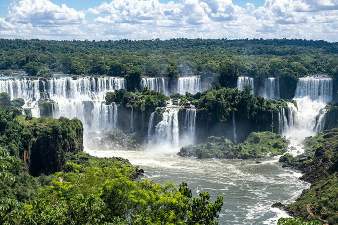 From Iguazu's roar to Huangguoshu's majesty