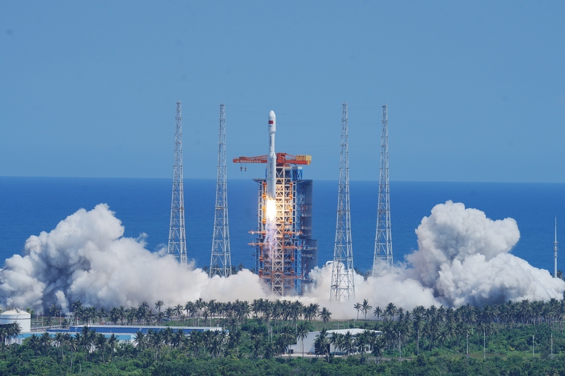 (EyesOnSci) CHINA-HAINAN-SATELLITE GROUP-LAUNCH (CN)