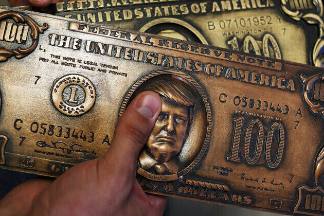 US dollar hits 4-year low after Trump says its doing great