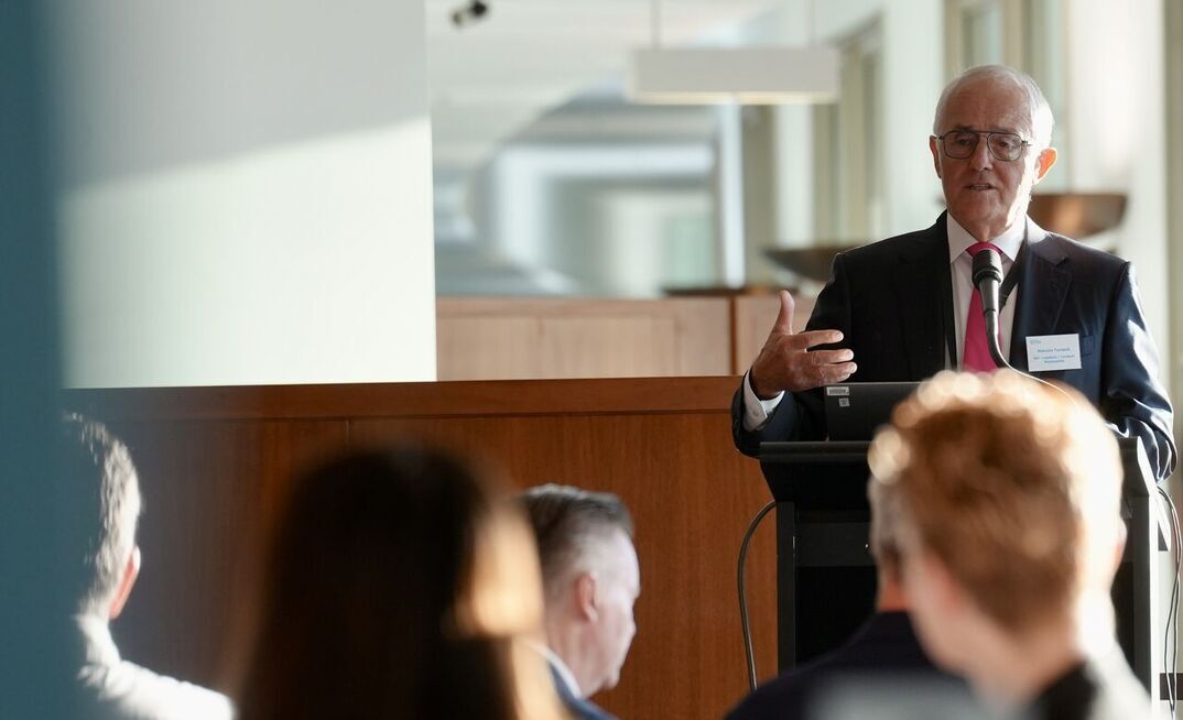 Bowen joins Turnbull to throw weight behind pumped hydro