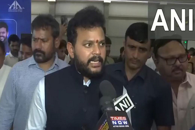 Any comments until final report comes out is not a good exercise: Ram Mohan Naidu to foreign press on AI171 probe