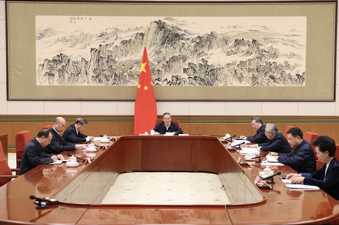 CHINA-BEIJING-LI QIANG-STATE COUNCIL-STUDY-GUIDING PRINCIPLES FROM CPC PLENUM (CN)
