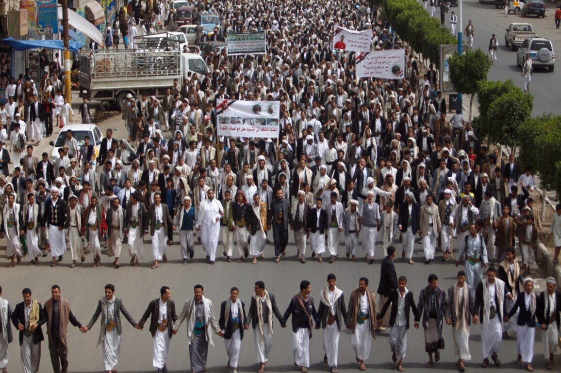 Yemen's Ansarullah ready to enter battlefield in support of Iran: Iran Media