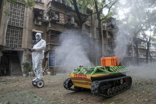 Robots Rise to Battle Against Coronavirus