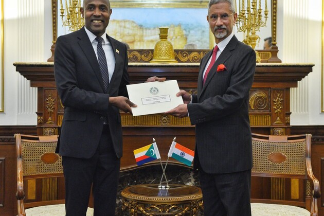 EAM Jaishankar meets with Foreign Minister of Comoros Mbae Mohamed ahead of IAFMM 2026
