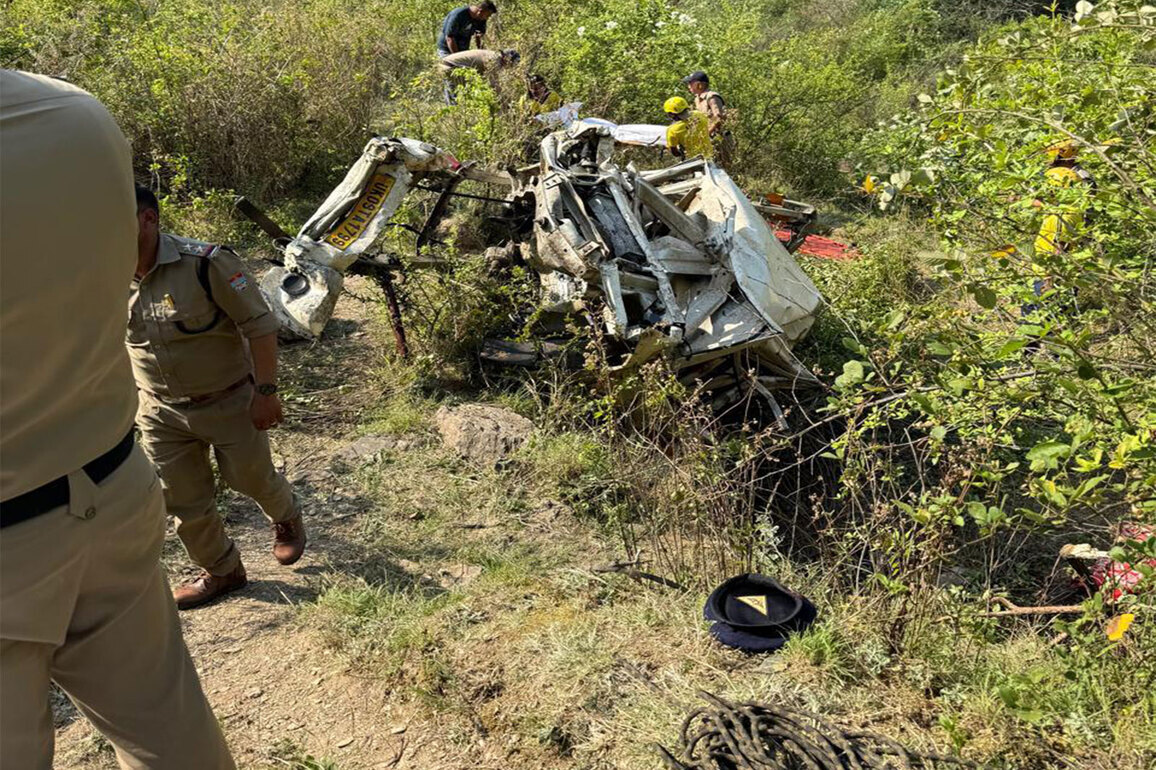 PM Modi announces Rs 2 lakh ex gratia for Tehri Garhwal accident victims