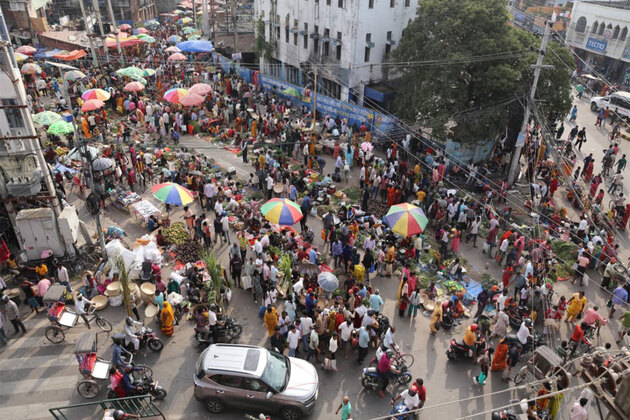 Markets in Nepal abuzz as devotees prepare for Chhath festival