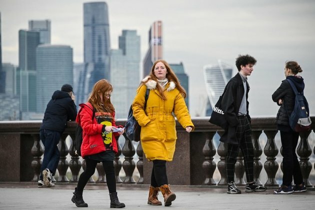 How will Western sanctions on Russian banks impact ordinary citizens
