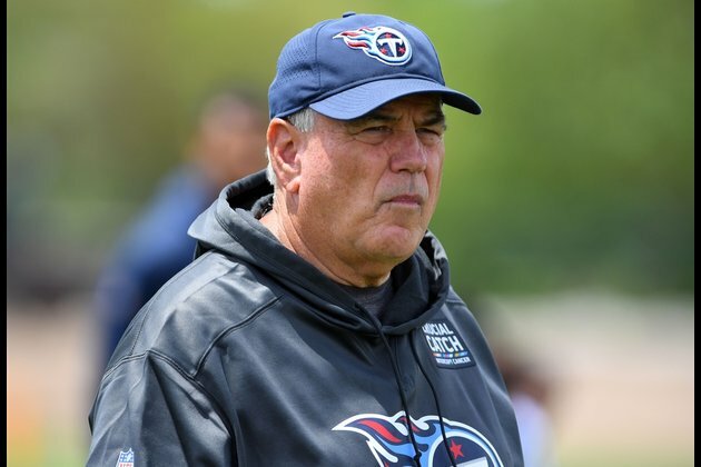 Titans DC Pees retires ... again