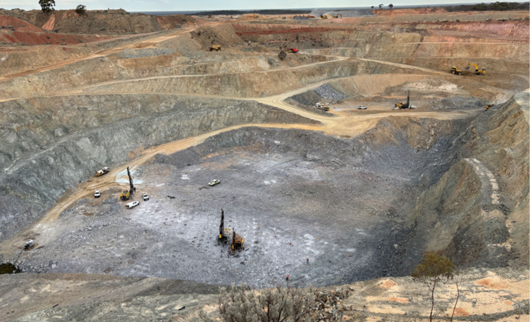 Beacon's MacPhersons pit.