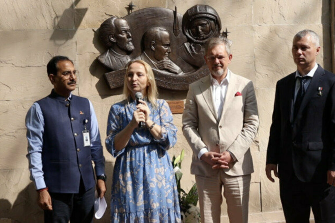 Russias Yuri Gagarin celebrated in Indian capital