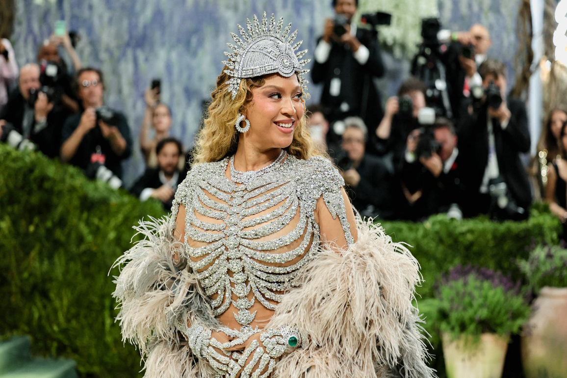 Met Gala 2026: Beyonce shuts down red carpet in bold skeleton-inspired look with dramatic feathered cape