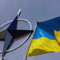 US Eyes NATO Article 5 Protection for Ukraine Amid Peace Talks