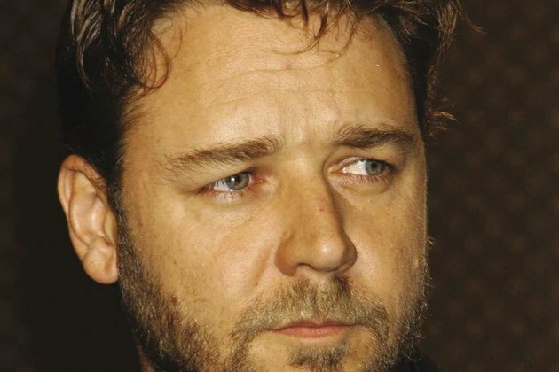 Russell Crowe slams &#039;joke&#039; seating at USA-Australia basketball