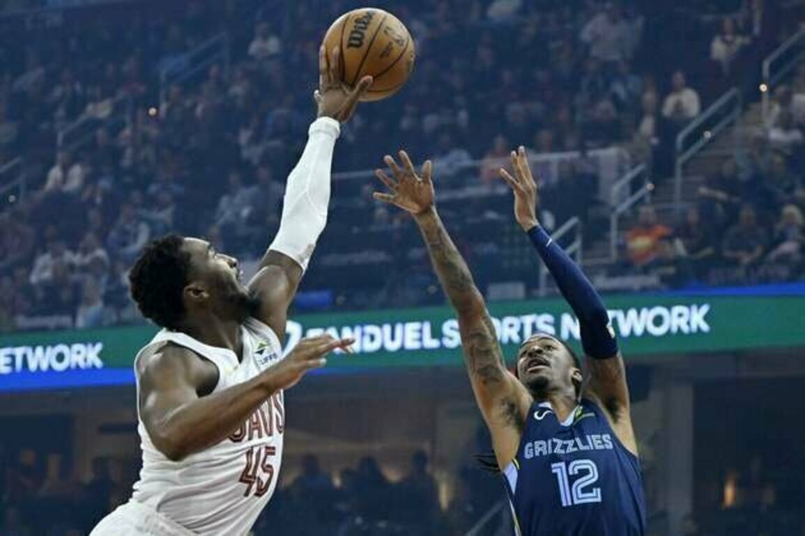 Cavaliers overcome second-half deficit, top Grizzlies after Ja Morant's exit